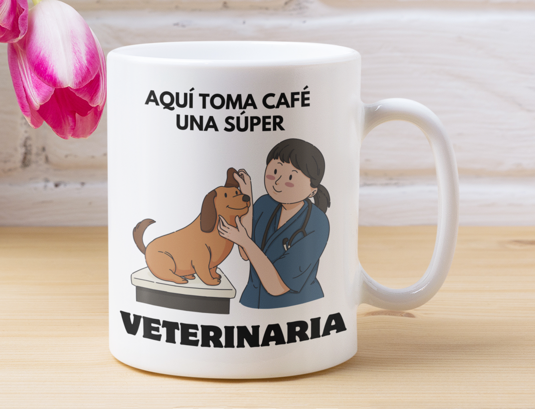 Taza Aquí Toma Café una Súper Veterinaria - Taza para Veterinaria