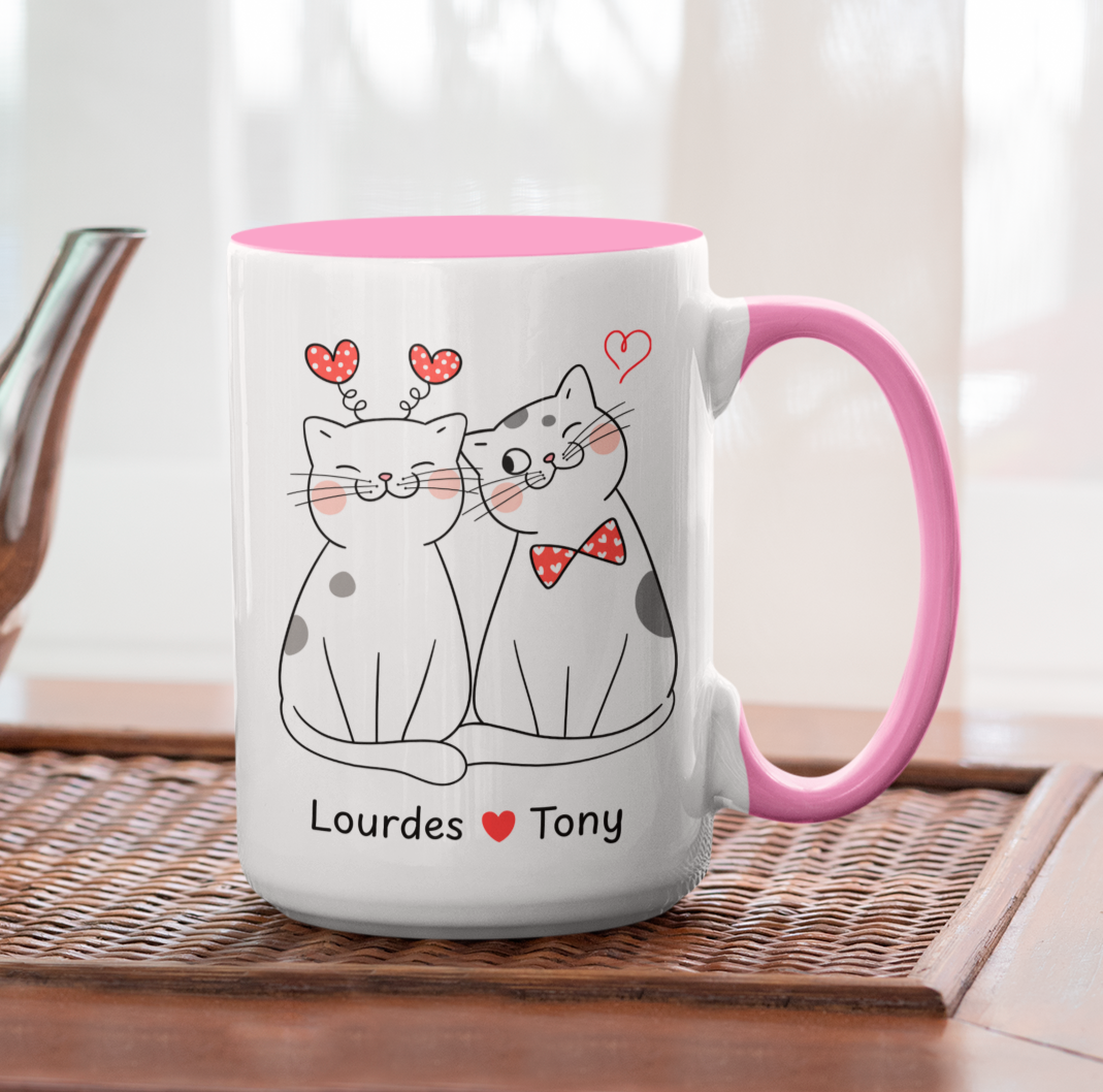 Taza Blanca y Rosada de 15 oz de Gatos Pareja con Nombres Personalizados - Tazas San Valentín - Tazas para Parejas