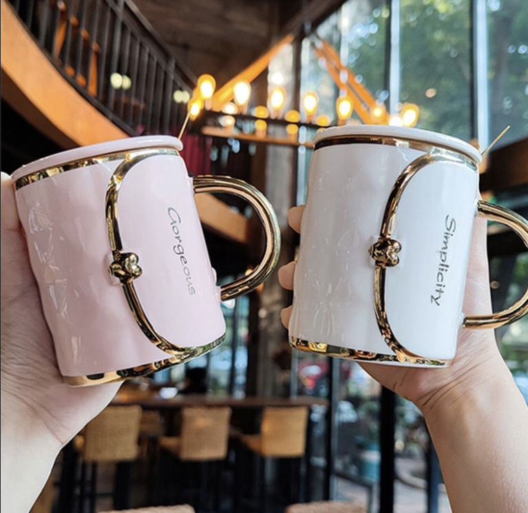 Taza Chic en forma de Cartera - Tazas para Ellas