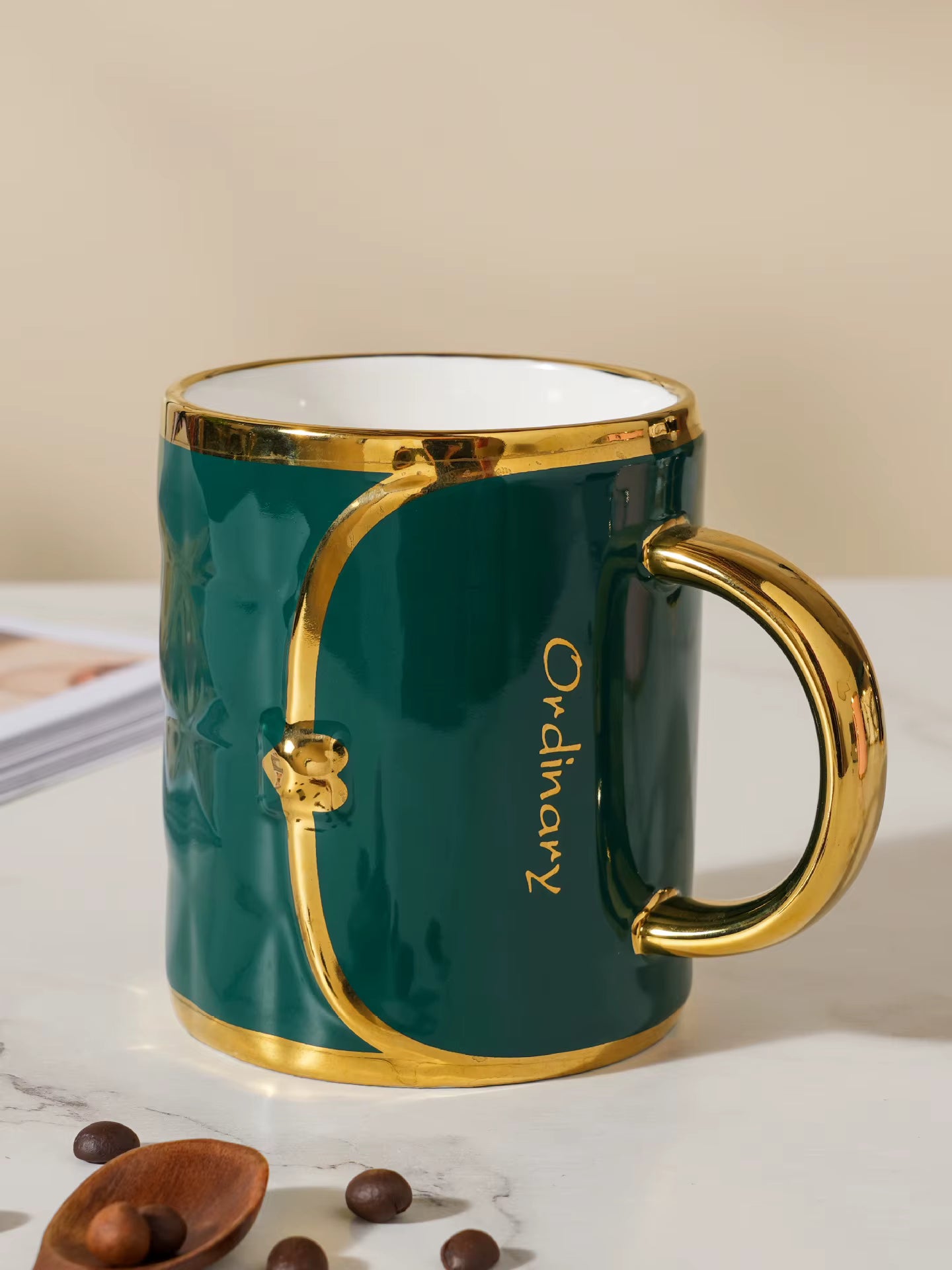 Taza Chic en forma de Cartera Verde - Tazas para Ellas