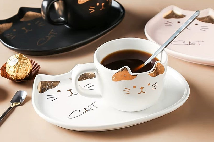 Taza Elegante de Gatito Blanco y Dorado con Plato - Taza de Gatos