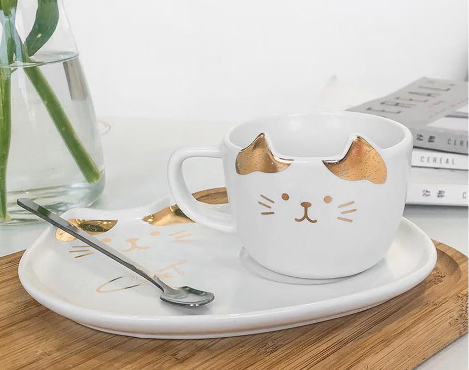 Taza Elegante de Gatito Blanco y Dorado con Plato - Taza de Gatos
