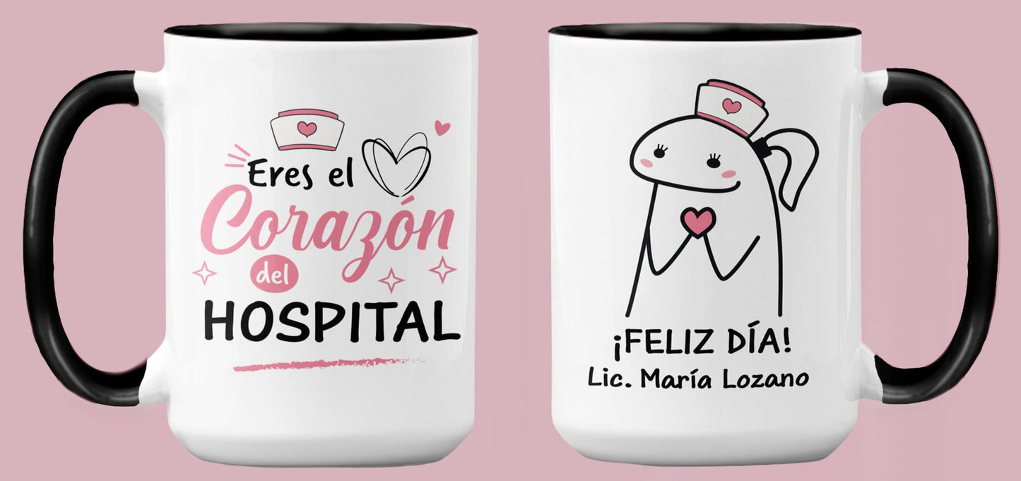 Taza Eres el Corazón del Hospital - Taza Blanco y Negro 15 oz - Taza Enfermera