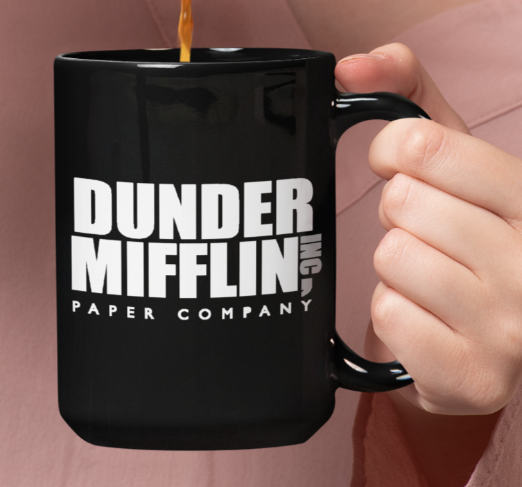 Taza Logo de Dunder Mifflin- Taza Negra 15 oz - Taza de The Office- Tazas de series