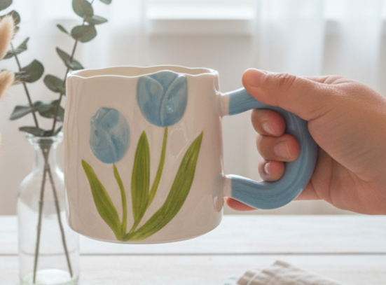 Taza Tulipanes Celeste de Alto Relieve de Lujo - Tazas para Ellas